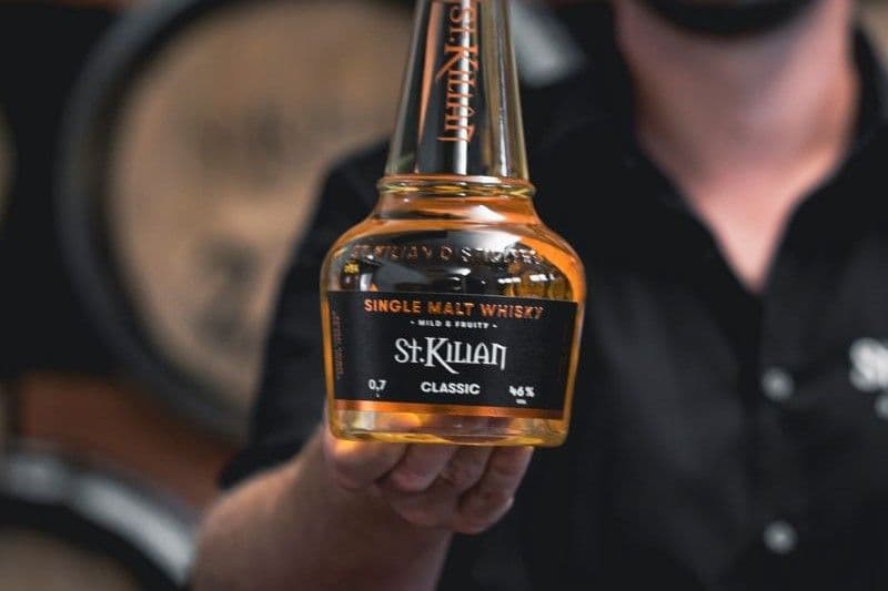 10 grandes whiskies por menos de 100€ para 2024
