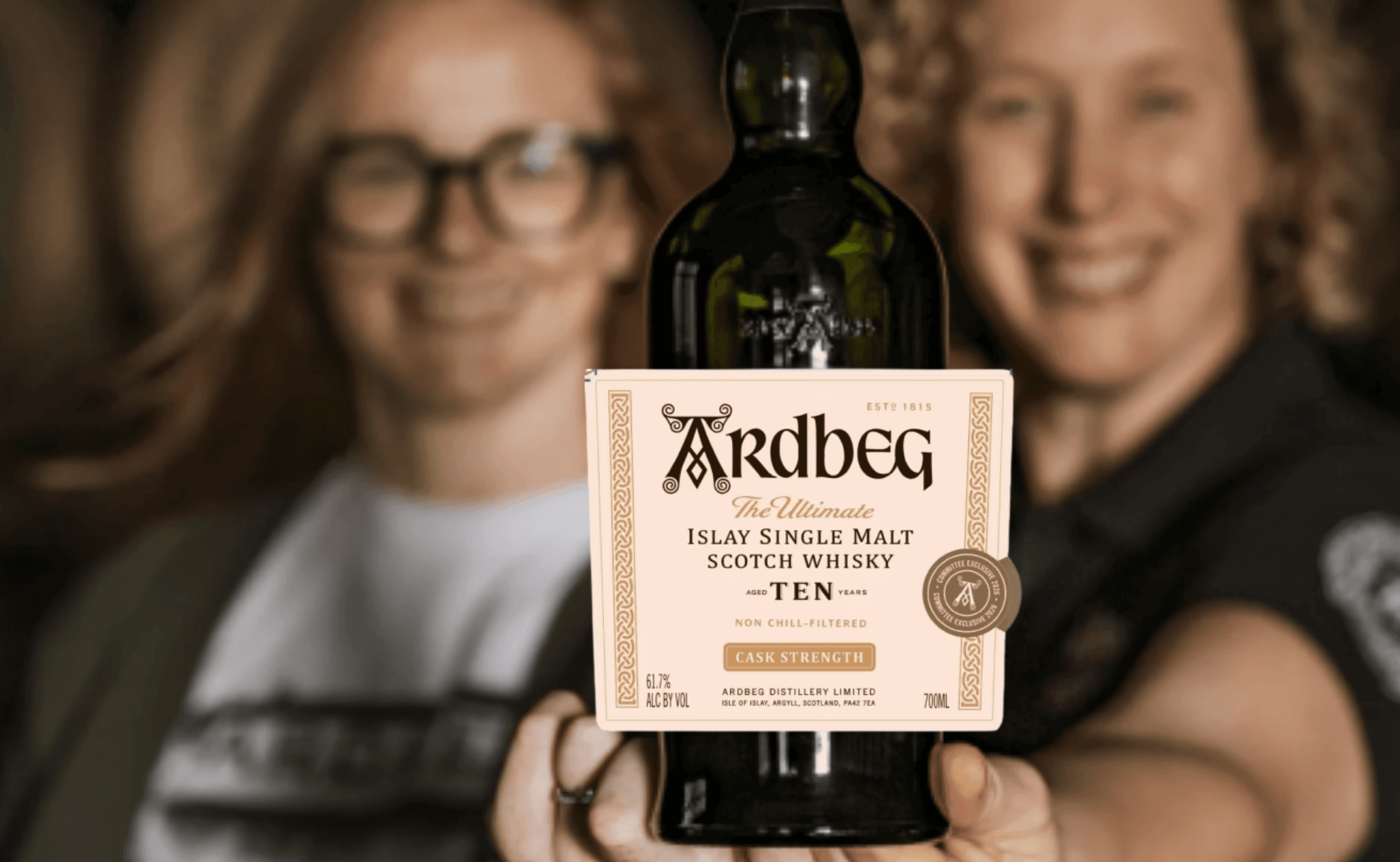 Ardbeg Ten Years Old Cask Strength: die lang erwartete Committee-Edition kommt nach Deutschland  