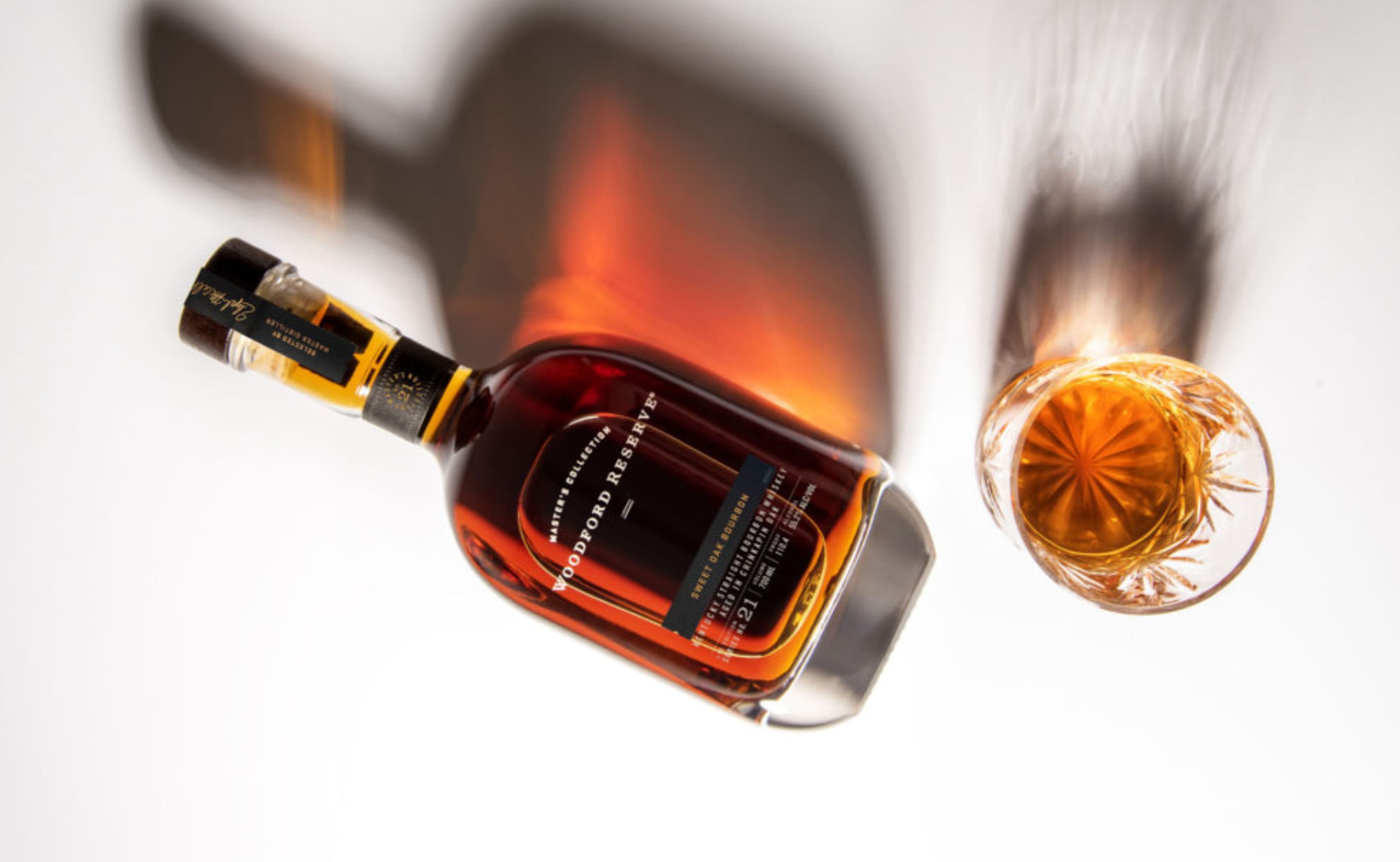 Neue Veröffentlichung Woodford Reserve Sweet Oak Chinkapin Bourbon
