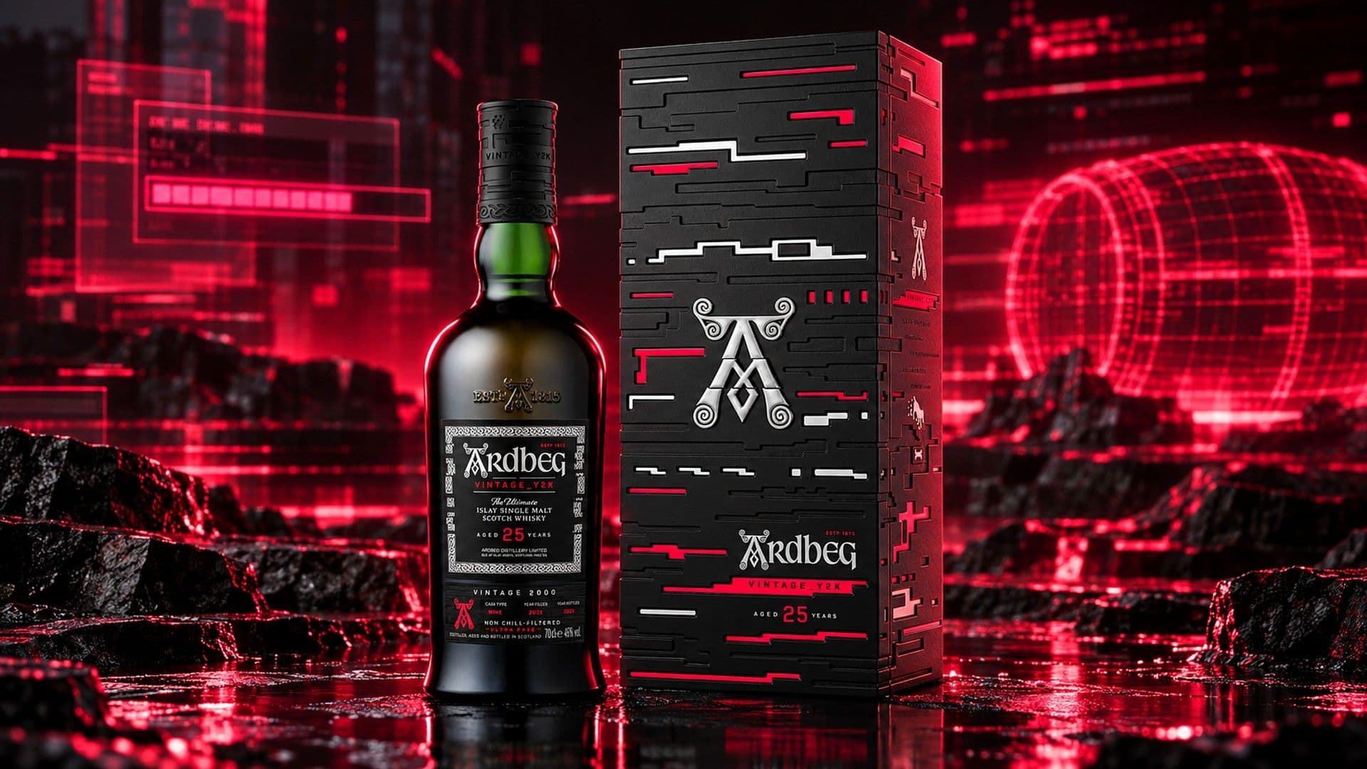Flasche und schwarze Geschenkbox des Ardbeg 25 Years Old Vintage_Y2K auf nassem dunklem Fels, in rotem Neonlicht mit leuchtendem Fass.